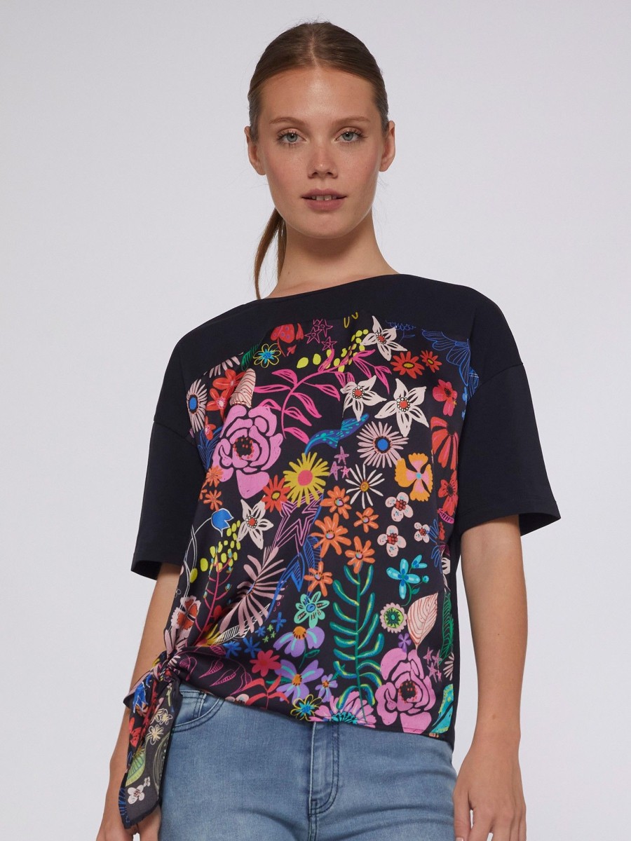 Vilagallo T-Shirt Victoria Navy Hand Painted Flowers T-Shirts